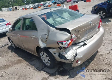2010 Toyota Corolla Le z USA, uszkodzony, nr VIN 2T1BU4EEXAC374633